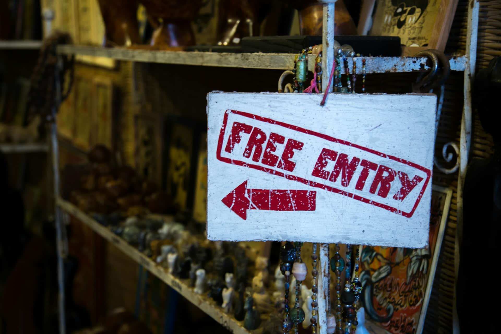 Free Entry signage