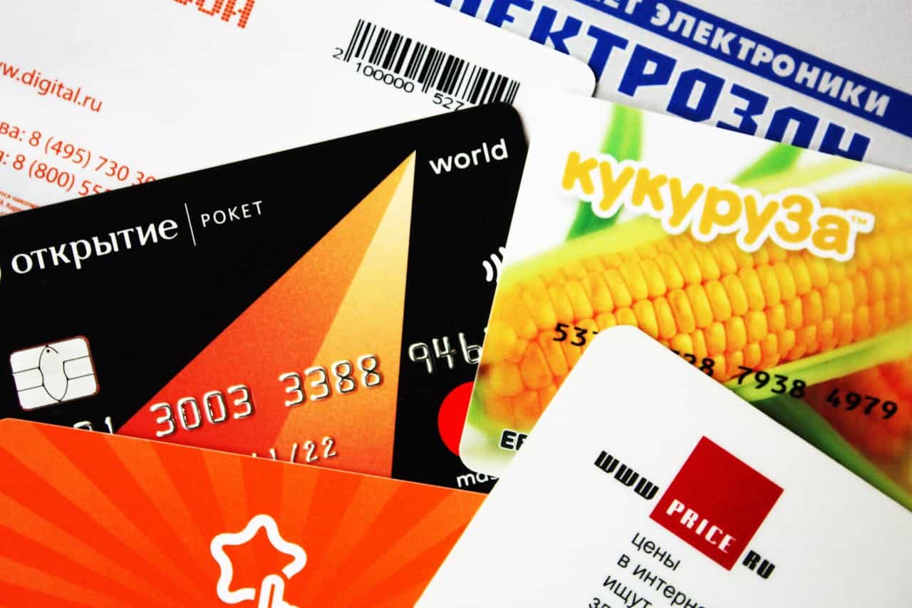 Assorted credit and gift cards