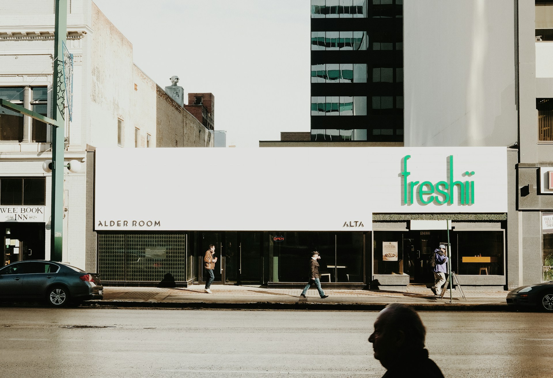 A store with the name “freshii”