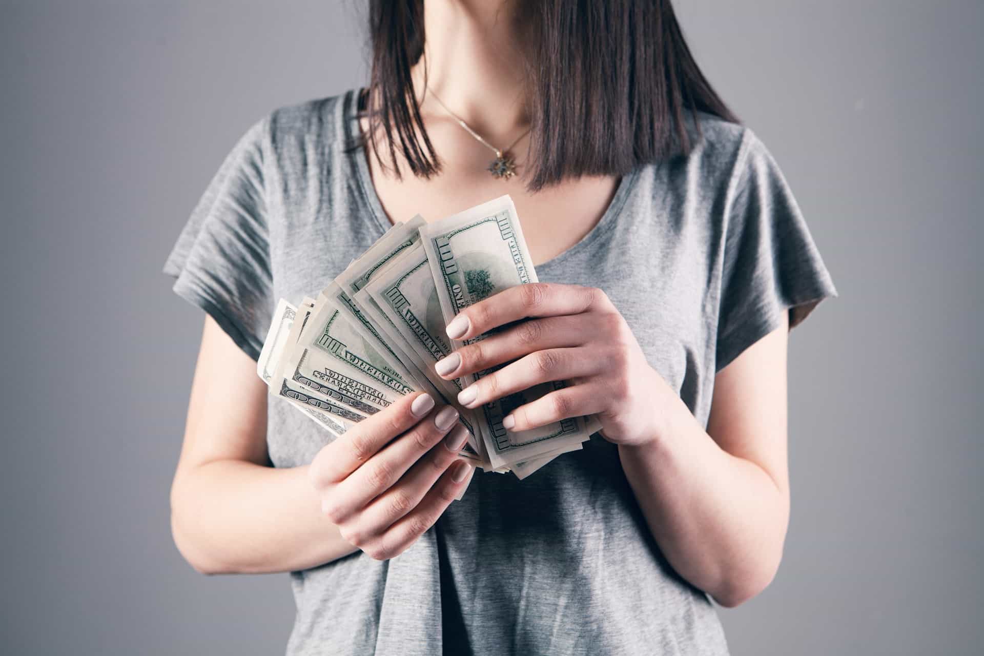 The Pros & Cons of Nevada LLCs for Hedge-Style Investment Groups