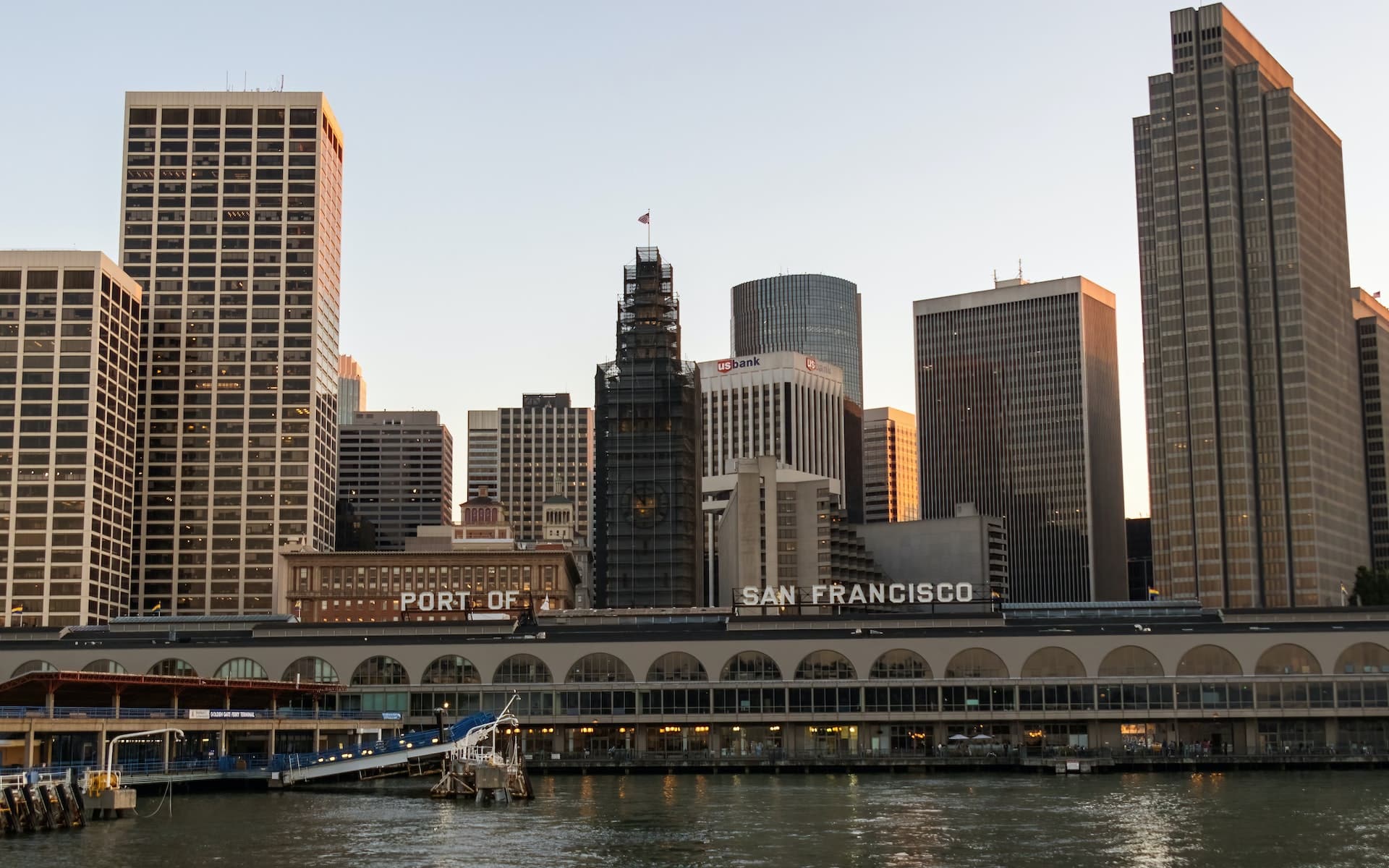LLCs vs Corporations in California: Which Business Structure Is Best?