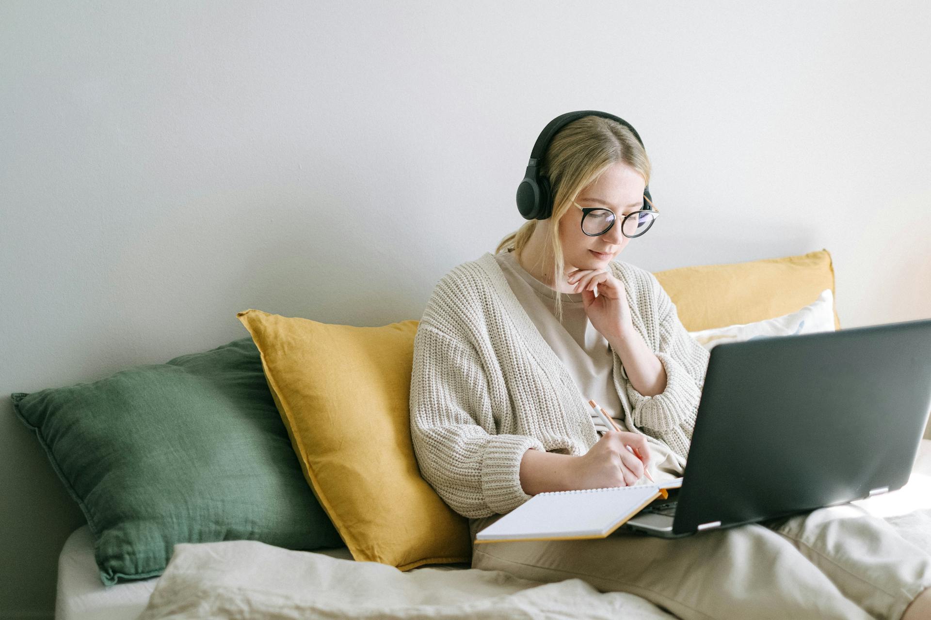 What Tax Form Do I Use As An Independent Contractor?