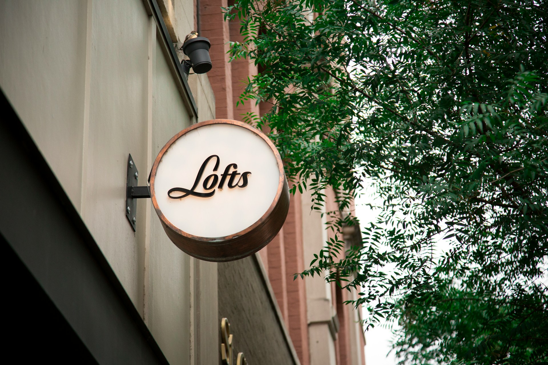 Where Should I Start an LLC: Nevada or New York?