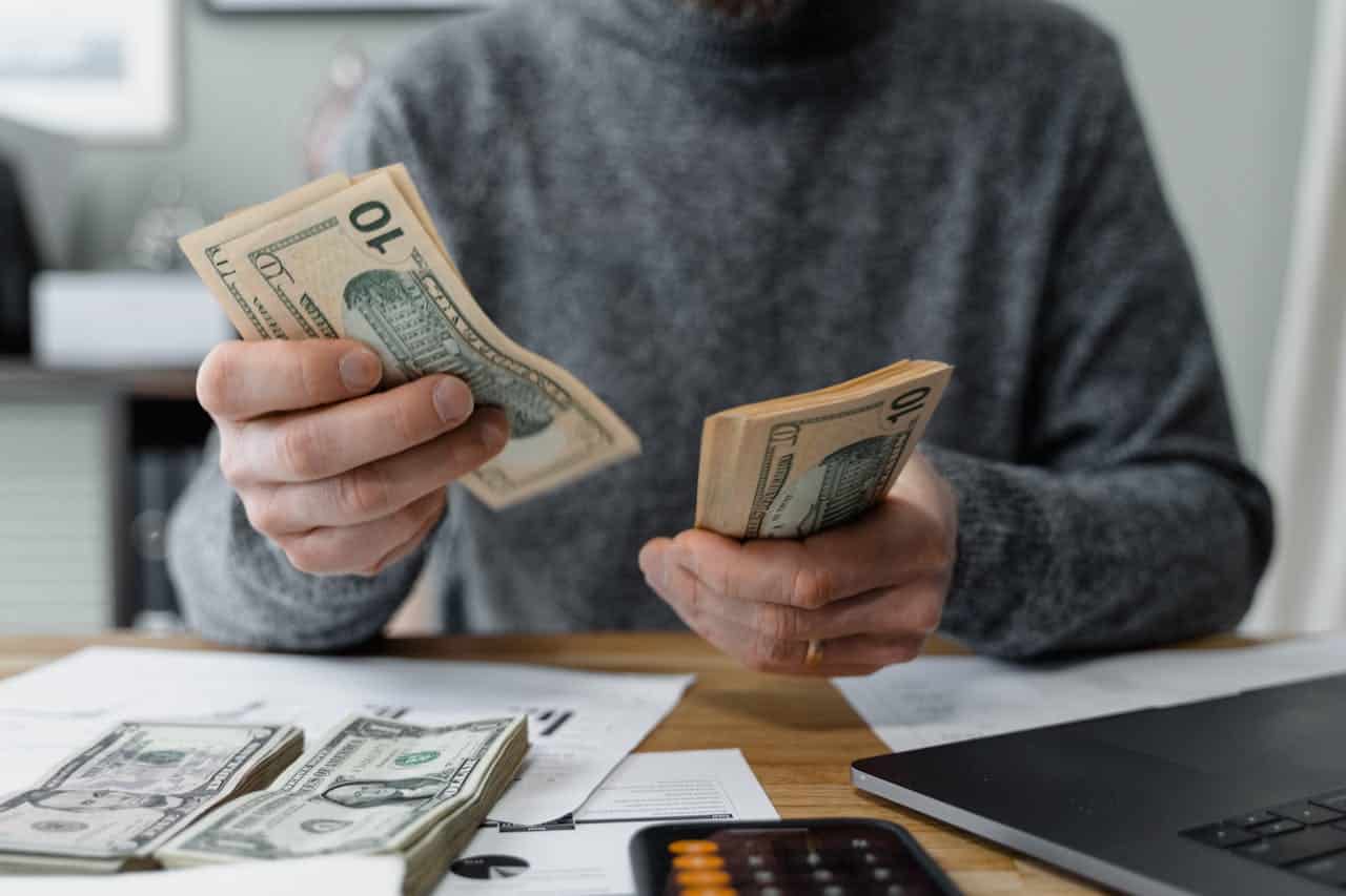 Year-Round Tax Saving Strategies to Plan Ahead for Next Tax Season